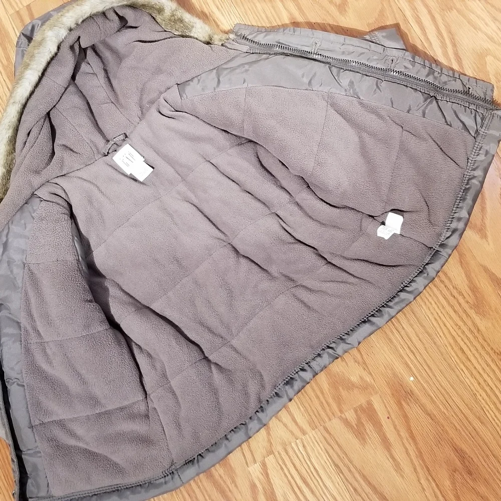 Baby gap jacket‎ 6-12mo